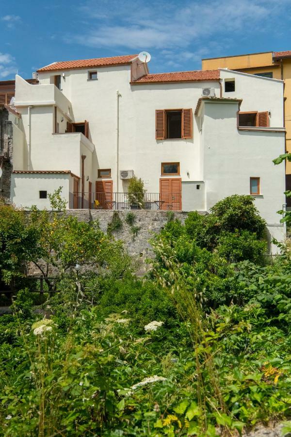 Casa D'Amare Hotel Sorrento Exterior photo